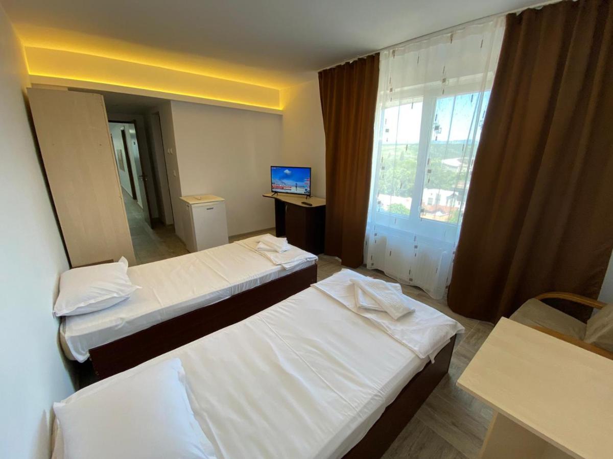 Hotel Gorj Târgu Jiu Eksteriør billede