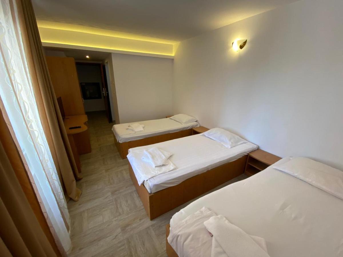 Hotel Gorj Târgu Jiu Eksteriør billede